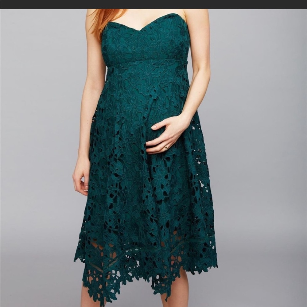 A Pea In The Pod Maternity Dress